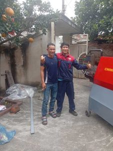 Khách hàng sử dụng máy cơ khí CHIHO