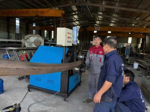 Khách hàng sử dụng máy cơ khí CHIHO