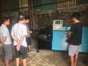 Khách hàng nhận Máy bẻ  đai sắt tự động Cá Heo Việt Cao Cấp CHIHO  – CHV02 của CHIHO
