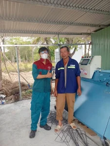 Khách hàng nhận Máy bẻ  đai sắt tự động Cá Heo Việt Cao Cấp CHIHO  – CHV02 của CHIHO