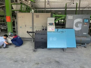 Khách hàng nhận Máy bẻ  đai sắt tự động Cá Heo Việt Cao Cấp CHIHO  – CHV02 của CHIHO
