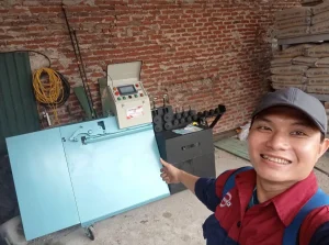 Khách hàng nhận Máy bẻ  đai sắt tự động Cá Heo Việt Cao Cấp CHIHO  – CHV02 của CHIHO