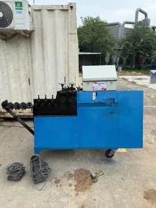 Khách hàng nhận Máy bẻ đai sắt tự động Cá Heo Việt CHIHO – CHV-S của CHIHO