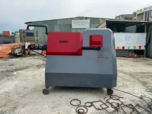 Khách hàng nhận Máy bẻ đai sắt CNC Servo CH12 – bẻ sắt phi 6 đến phi 12 của CHIHO
