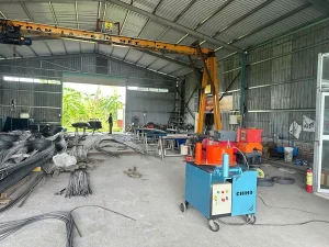Khách hàng nhận Máy gập sắt cây CHIHO CHA-01 của CHIHO