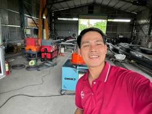 Khách hàng nhận Máy gập sắt cây CHIHO CHA-01 của CHIHO