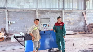 Khách hàng nhận Máy bẻ đai sắt tự động Cá Heo Việt CHIHO – CHV-S của CHIHO
