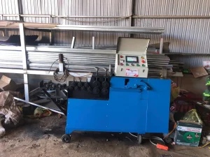 Khách hàng nhận Máy bẻ đai sắt tự động Cá Heo Việt CHIHO – CHV-S của CHIHO