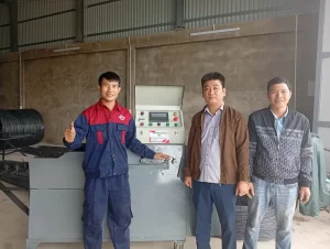 Khách hàng nhận Máy bẻ đai sắt tự động Cá Heo Việt CHIHO – CHV01 Pro của CHIHO