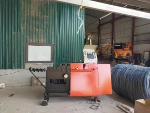 Khách hàng nhận Máy bẻ đai sắt tự động Cá Heo Việt CHIHO – CHV01 của CHIHO