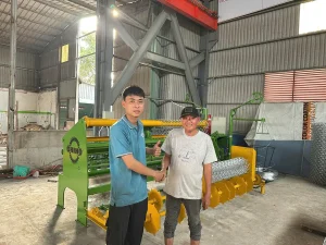 Khách hàng nhận Máy đan lưới B40 – CHB40 của CHIHO